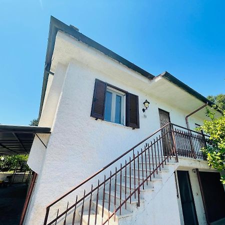 Ferienwohnung La Casa Di Nonna Attilia Fondi Exterior foto